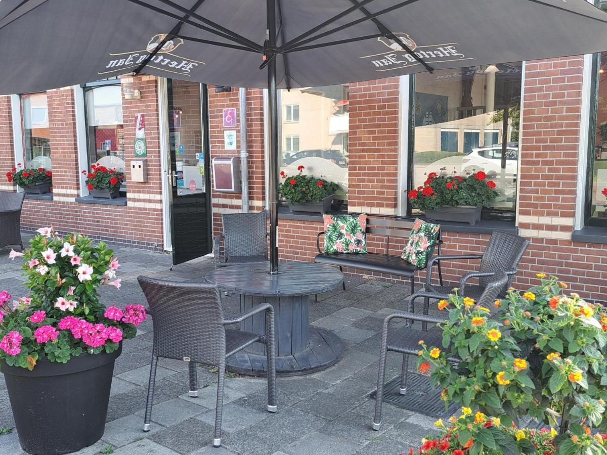 Hotel Restaurant Boven Groningen Delfzijl Buitenkant foto